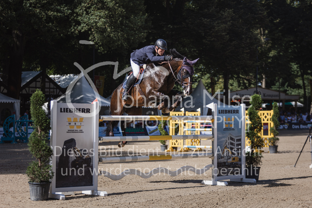 230910_OWLCh_GroßerPreis-615 | Deine schönsten Turniermomente als professionelle Fotos! Entdecke hochwertige Pferdesport-Fotografie im Online-Shop. Jetzt Fotos finden & bestellen!