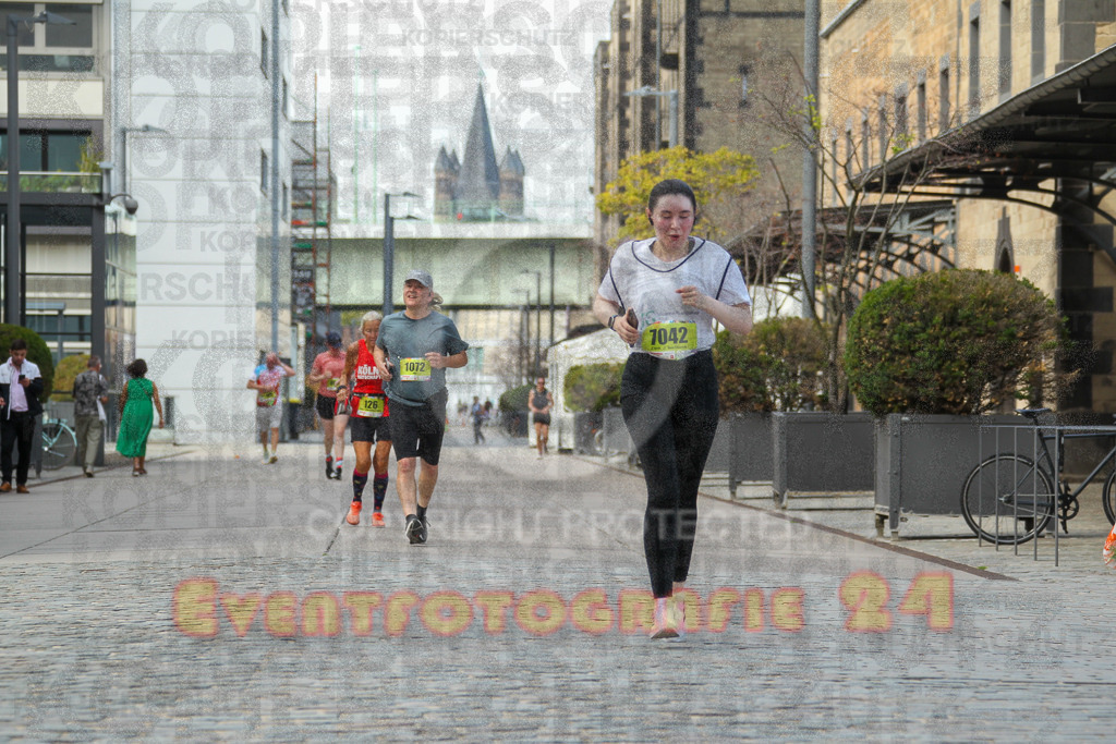 250920_1504_EV4_8060 | Sportfotografie im Rhein-Sieg Kreis, Köln, Bonn, NRW, Rheinland Pfalz, Hessen, etc. Unser Tätigkeitsfeld umfasst den Laufsport vom Volkslauf über den Marathon, Duathlon, Triathon bis zum Ultralauf wie Kölnpfad Ultra oder Schindertrail.