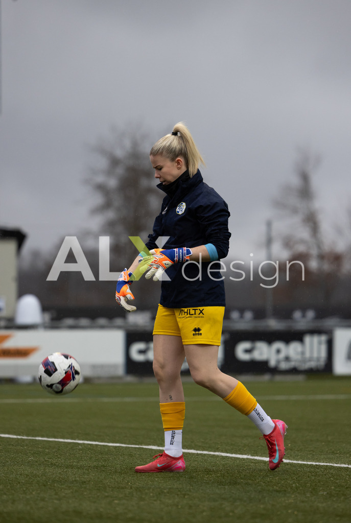 Fußball I Frauen I Saison 2025-2026 I AXA Women's Super League | Women I 14. Spieltag I Grasshoppers Club Zürich - FC Luzern I 14.02.2026 | 45 Laura Schneider (CH) (FC Luzern) – Tor - Realisiert mit Pictrs.com