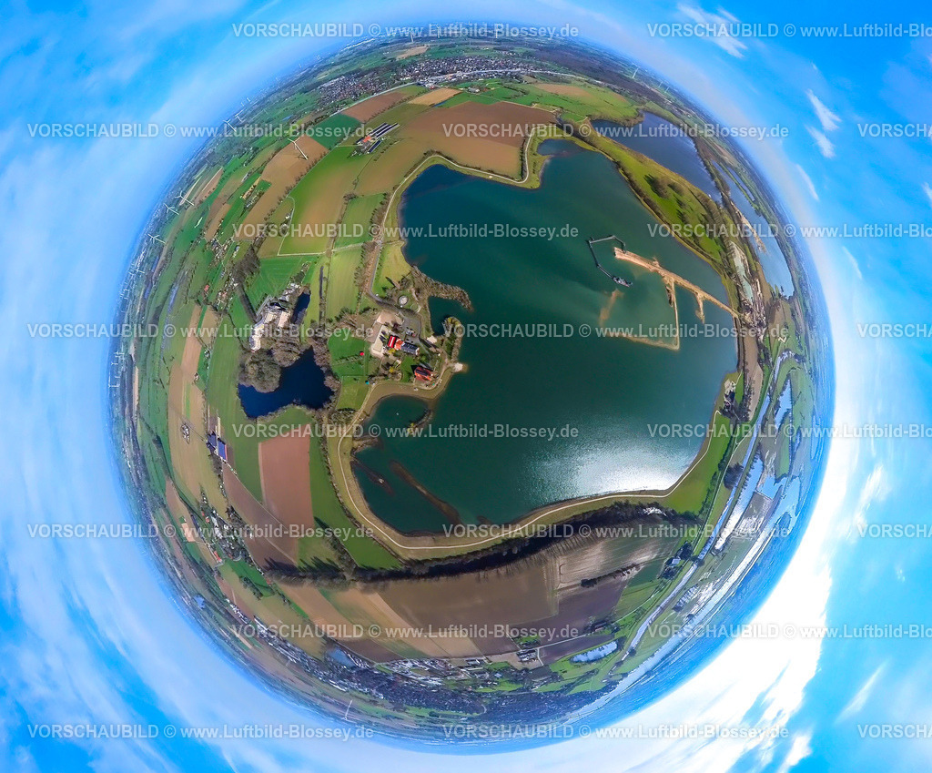 Rees240390130Rees-Bergswick | Luftbild, Ortsteil Bergswick, Aspeler Meer Naturschutzgebiet, Altenpflegeheim für Ordensangehörige Haus Aspel/Irmgardisstift Pflegeheim, Wiesen und Felder, Erdkugel, Fisheye Aufnahme, Fischaugen Aufnahme, 360 Grad Aufnahme, tiny world, little planet, fisheye Bild, Bergswick, Rees, Nordrhein-Westfalen, Deutschland