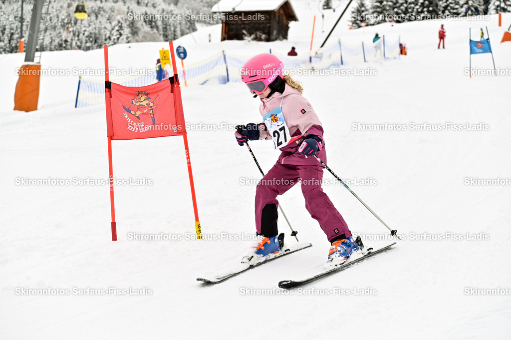 SRF_20.02.2026_0666 | Skirennfotos,Serfaus,Fiss,Ladis,Kinderskirennen,Winter,Tirol,Oberland,skirace,SFL,feelfree,weil wir's genießen,ski,Ski,skifahren,Sonnenplateau, - Realisiert mit Pictrs.com