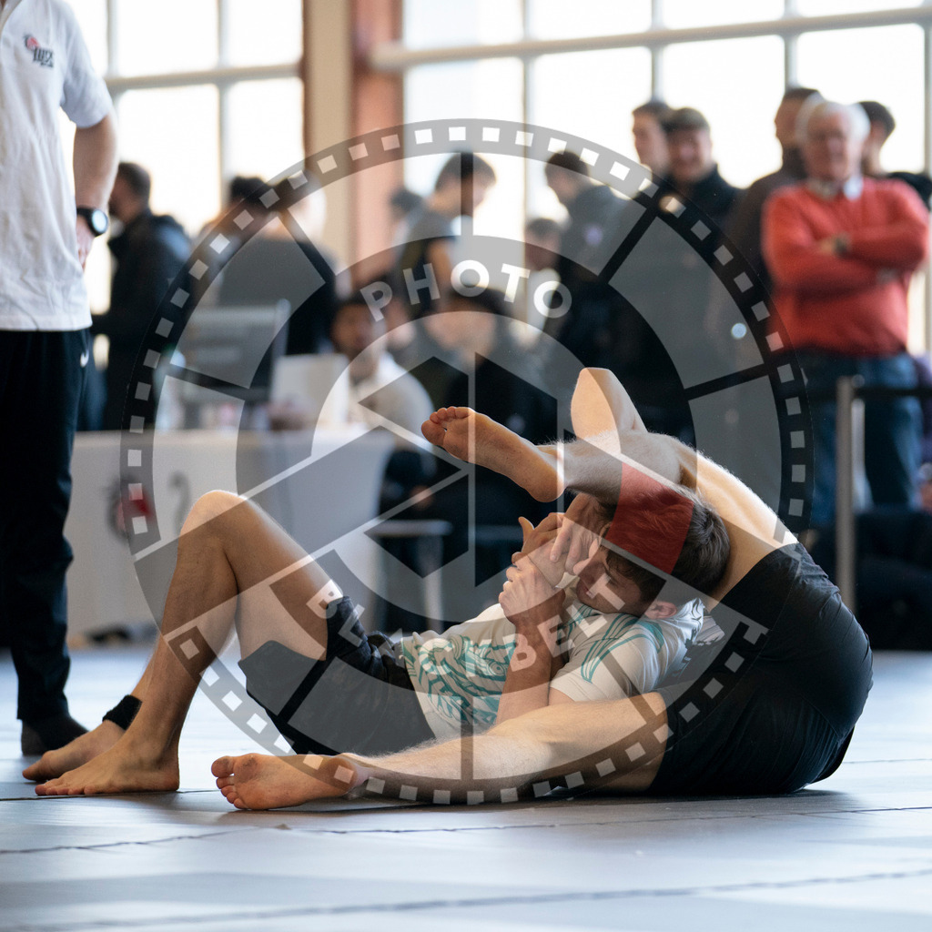 20240309PBB6428 | Fighters compete during the International Luta Livre (ILLCS) Spring Championship in Hannover, Germany, on March 9, 2024.