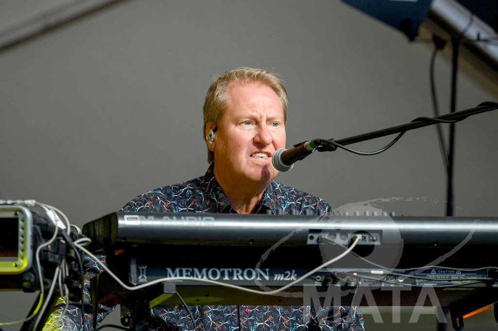 _DWA2543 | Jez Smith  von John Lees' Barclay James Harvest live bei einem Konzert in Serenadenhof Nürnberg, 01.07.2023 - Realisiert mit Pictrs.com