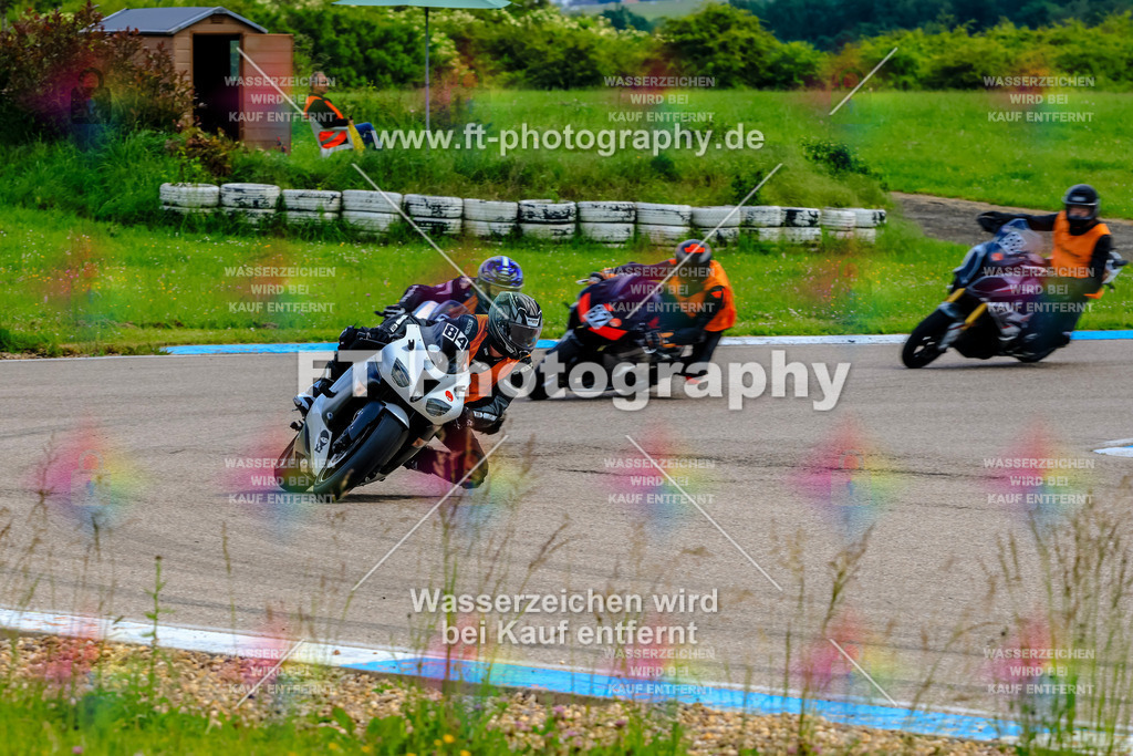 MotoTeam-9197 | Hier findet Ihr Bilder von Touristenfahrten auf der Nürburgring Nordschleife oder von anderen Veranstaltungen die ich besucht habe. Viel Spass beim Durch Schauen 