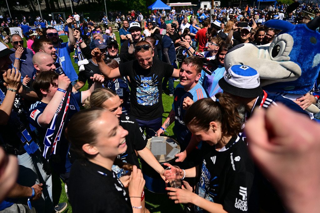 Fußball I Frauen I Saison 2024-2025 I 2. Bundesliga I 25. Spieltag I Hamburger SV - SC Freiburg II | Der Sportfotograf. - Realisiert mit Pictrs.com