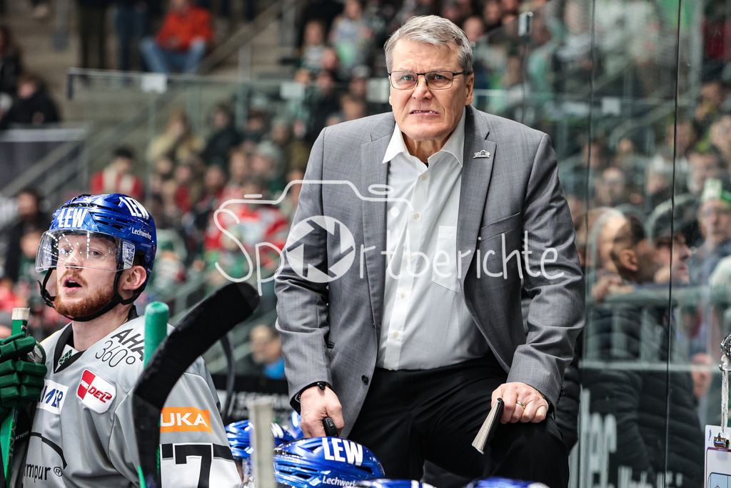 Augsburger Panther - Iserlohn Roosters | Panther Coach Kai SUIKKANEN in Aktion