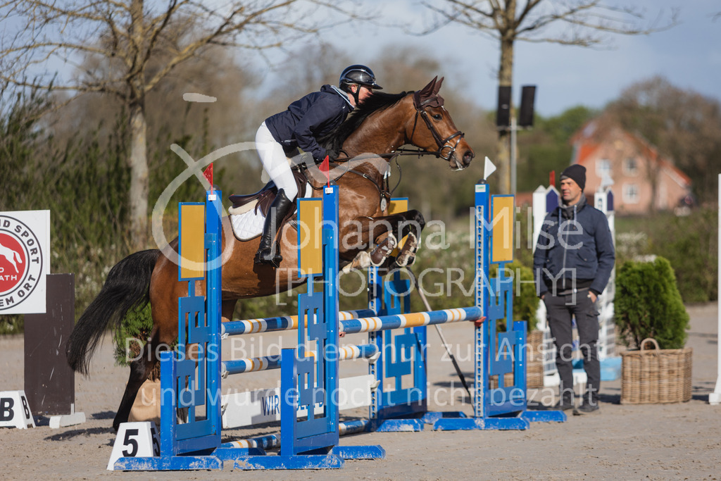 230425_Lemwerder_SprPf-A1St-106 | Deine schönsten Turniermomente als professionelle Fotos! Entdecke hochwertige Pferdesport-Fotografie im Online-Shop. Jetzt Fotos finden & bestellen!