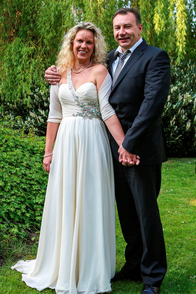 top-top.de Hochzeiten146 | Foto, Video, Fotografie, Videografie, Fotobox, DJ, Discjockey, Musik, Musikbox, Veranstaltung, Photobooth, Amazon, Ebay, Buchtipp, Bestseller, Autor, Verlag, Buch, Wesel, Hamminkeln, NRW, Dinslaken, Rees, Drohne, Hochzeit, Party, Fotobox, Wesel, Fotograf
