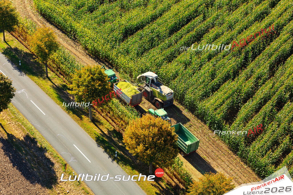 Die Luftaufnahme der Stadt Kulmbach wurde vom UL-Flugzeug heraus erstellt ( keine Drohne )- hohe Auflösung für beste Qualität