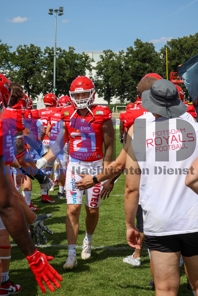 GFL: Potsdam Royals vs. Dresden Monarchs{date} -  | {headline}(Foto: Thomas Sobotzki / BOND) - Realisiert mit Pictrs.com