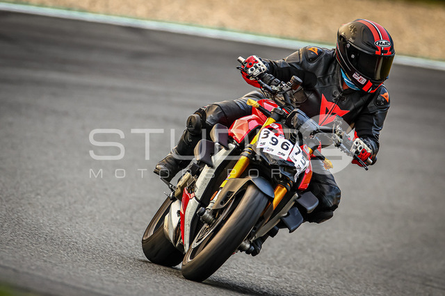0396-240925_MO-005_396 | Deine Full-Service-Agentur für ✔️Videoproduktionen und ✔️Motorsportfotografie Jetzt Angebot anfragen!