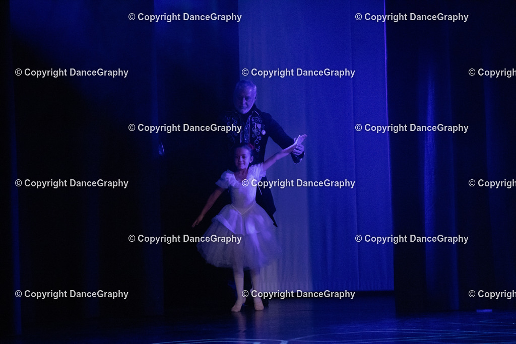 GPHY1496 | DanceGraphy - Realisiert mit Pictrs.com