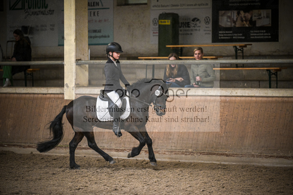 DOS_1857 | Entdecke hochwertige Reitturnierfotos von Foto Oger. Professionell, emotional und authentisch – jetzt Lieblingsmomente im Shop bestellen.Deutschlandweite Turnierfotografie. - Realisiert mit Pictrs.com