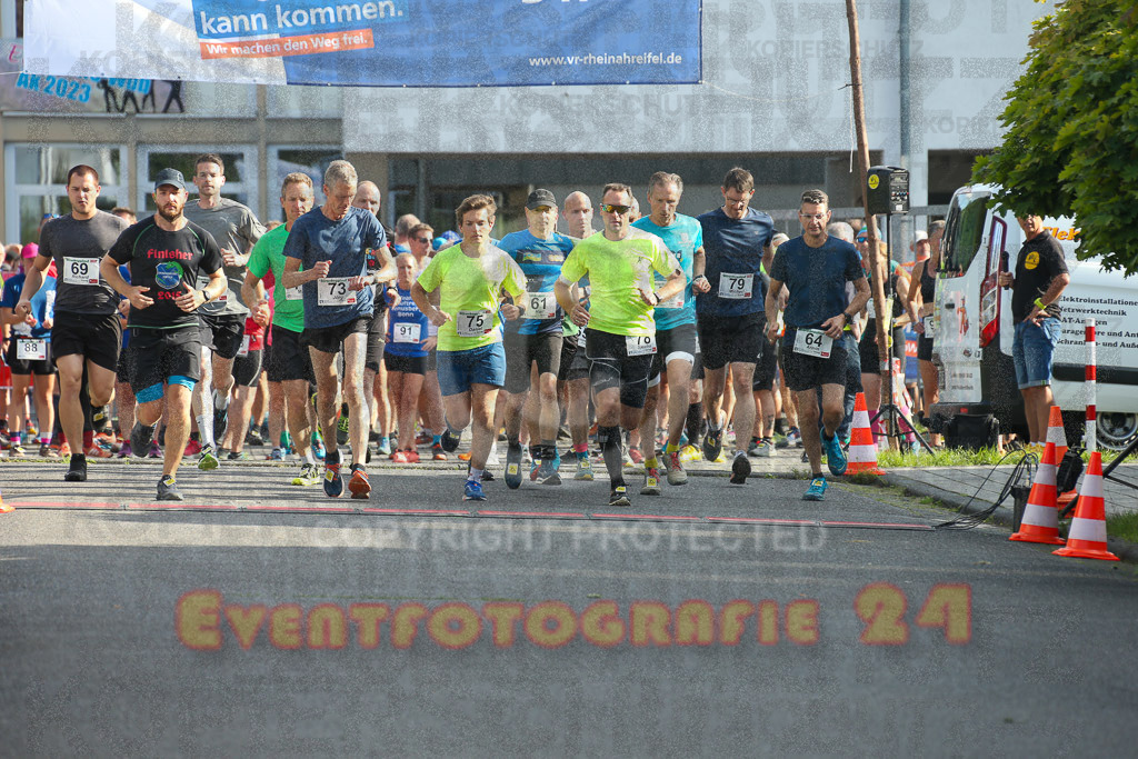 230804_1802_EX1_3597 | Sportfotografie im Rhein-Sieg Kreis, Köln, Bonn, NRW, Rheinland Pfalz, Hessen, etc. Unser Tätigkeitsfeld umfasst den Laufsport vom Volkslauf über den Marathon, Duathlon, Triathon bis zum Ultralauf wie Kölnpfad Ultra oder Schindertrail.