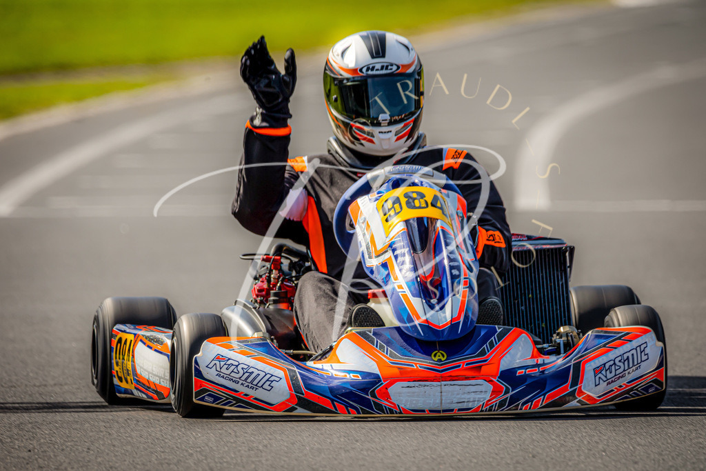 191EE891-2C41-4F5F-BC99-0A42B3CE0C4B | traudl_s_fotos