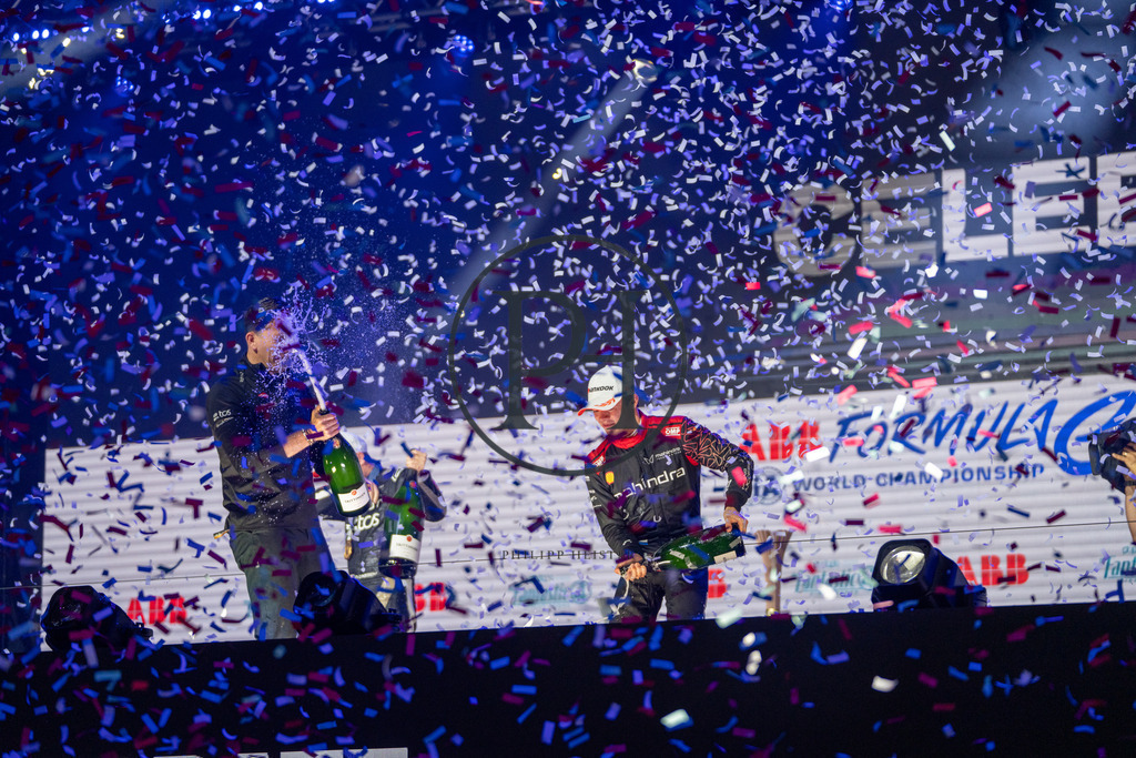 Formel E E-Prix London 2025 | ABB FIA Formula E Championship 2024/25 – Season finale in London, ExCeL London - Realisiert mit Pictrs.com