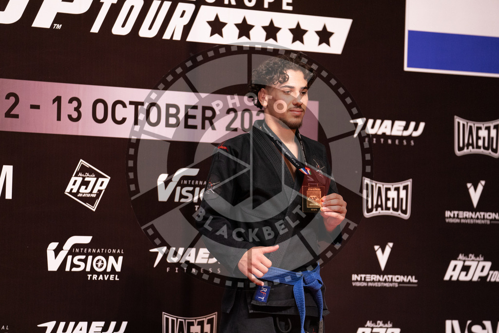 20241013PBB3036 | Athletes compete during the AJP Tour Europe Continental Jiu-Jitsu Amateurs & Masters Championship on October 13, 2024 in Almere near Amsterdam, Netherlands. © Chiara Dazi / photoblackbelt