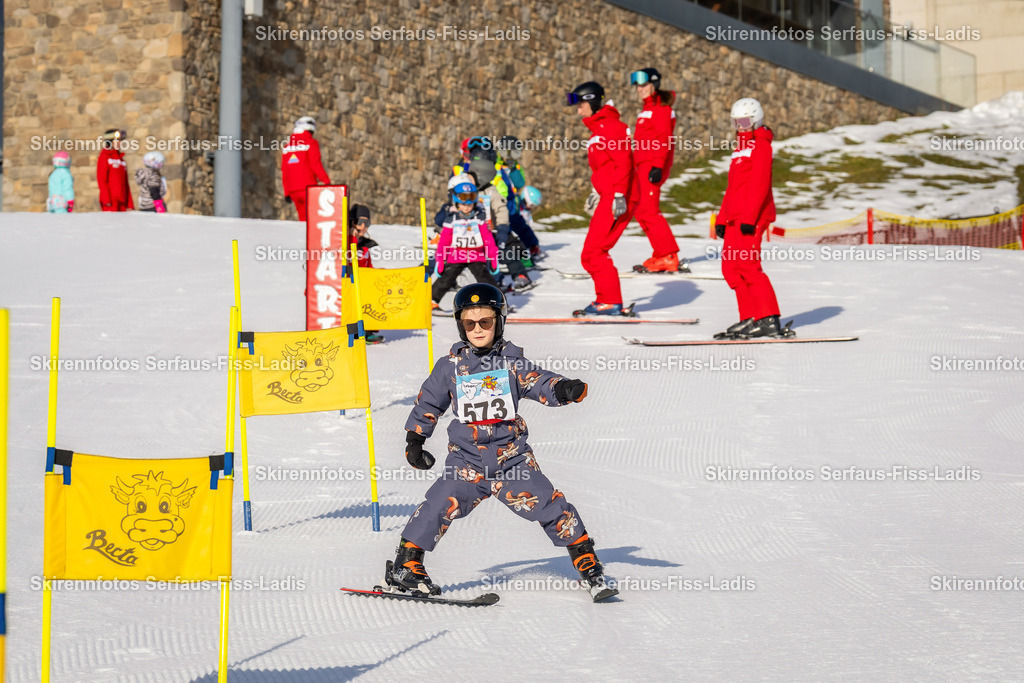 SRF_12.12.2025 0161 | SRF_12.12.2025 0161 - Realisiert mit Pictrs.com