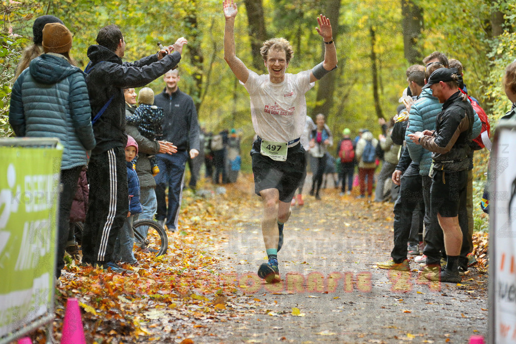 251026_1259_EX1_2106 | Sportfotografie im Rhein-Sieg Kreis, Köln, Bonn, NRW, Rheinland Pfalz, Hessen, etc. Unser Tätigkeitsfeld umfasst den Laufsport vom Volkslauf über den Marathon, Duathlon, Triathon bis zum Ultralauf wie Kölnpfad Ultra oder Schindertrail.