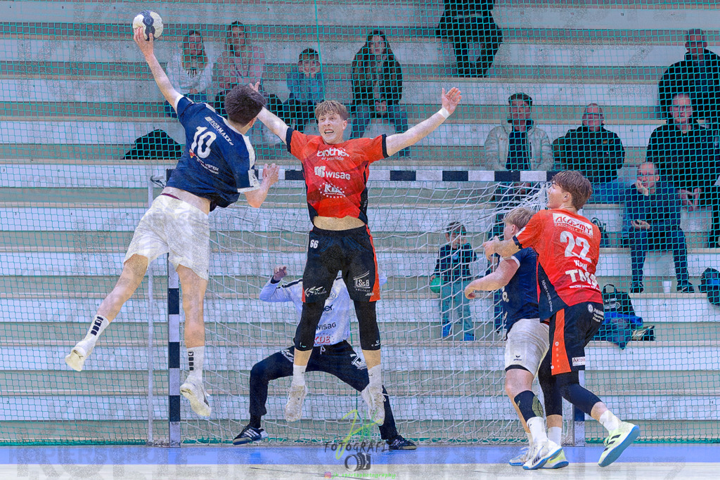 Jugendbundesliga A-Jugend; HSG Dutenhofen/Münchh. - HSG Rodgau Nieder-Roden | Jugendbundesliga A-Jugend; HSG Dutenhofen/Münchh. - HSG Rodgau Nieder-Roden am 07.12.2024 in Dutenhofen (Sporthalle Dutenhofen)Photo © 2024 - Jörg Heinrich - Realisiert mit Pictrs.com