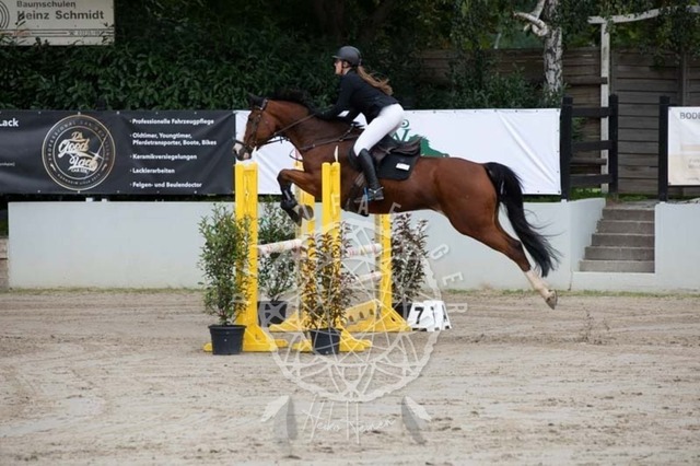 2B4A1616 | pixelfaenger - Realisiert mit Pictrs.com