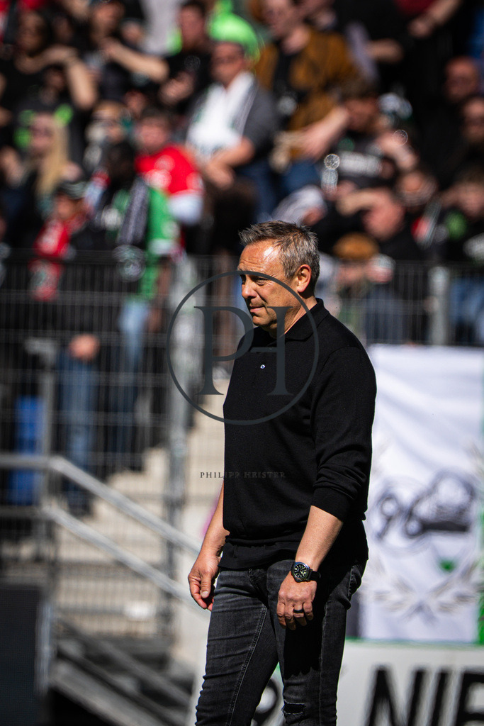 Hannover 96 vs 1. FC Magdeburg – 2. Bundesliga – 29.03.2025 | Szene aus dem 2. Bundesliga-Spiel des 27. Spieltags zwischen Hannover 96 und dem 1. FC Magdeburg am 29. März 2025 in der Heinz von Heiden Arena in Hannover. Endstand: 0:0. Fotografiert von Philipp Heist. - Realisiert mit Pictrs.com