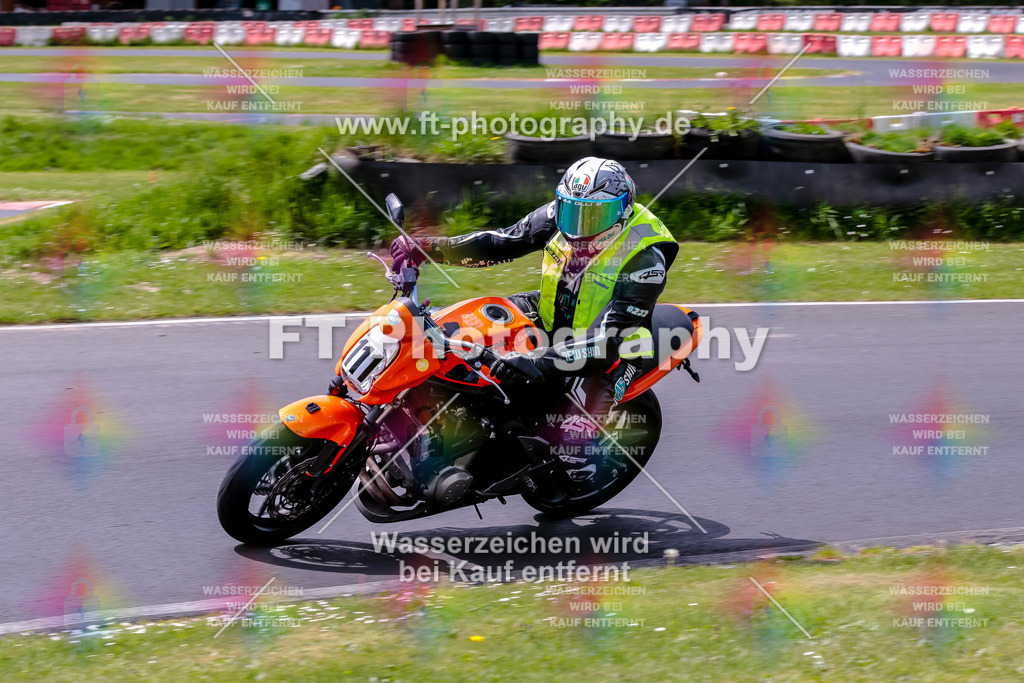 MotoTeamVBK-20958 | Hier findet Ihr Bilder von Touristenfahrten auf der Nürburgring Nordschleife oder von anderen Veranstaltungen die ich besucht habe. Viel Spass beim Durch Schauen 