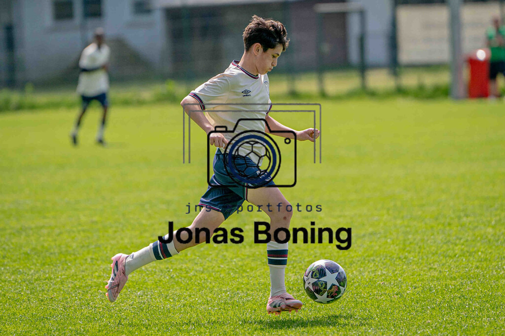 Fußball I C-Junioren I Saison 2025-2026 I Pfingsturnier Langförden I 13555 | jns.sportfotos - Realisiert mit Pictrs.com