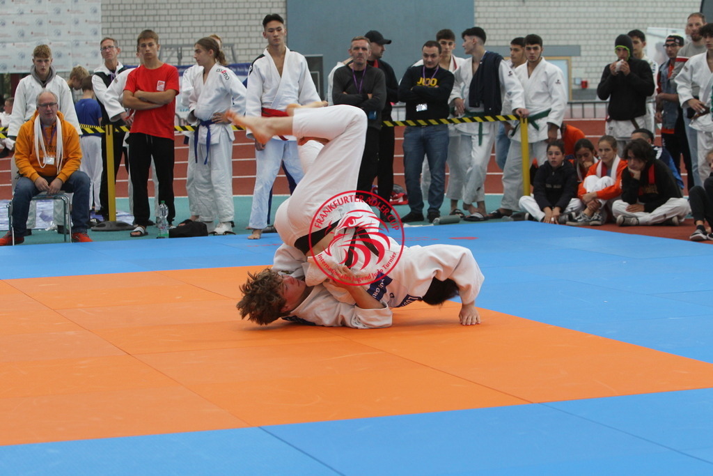 JT6F9149 | Fotos vom Adler Cup - Pictures from Adler Cup

Hier findet Ihr alle Eindrücke und großen Momente der Adler Cup Wochenenden. Here you will find all impressions and great moments of the Adler Cup weekends. - Realisiert mit Pictrs.com