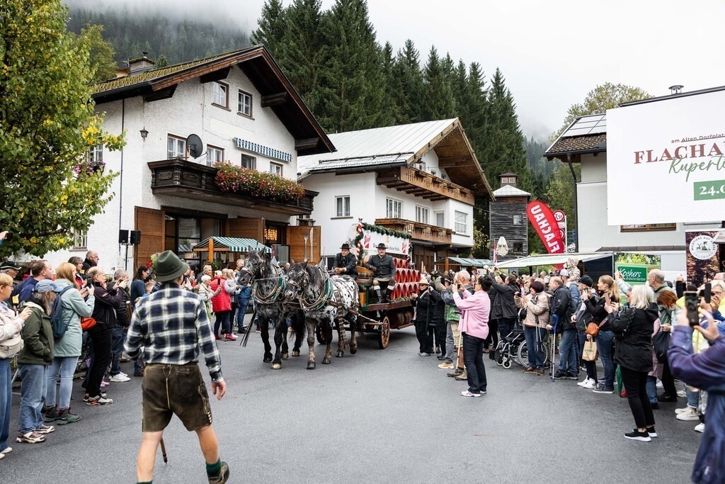 Rupertifest_Flachau_2k25_Webauflösung-40 | Bildershop Chri Fischbacher - Realisiert mit Pictrs.com