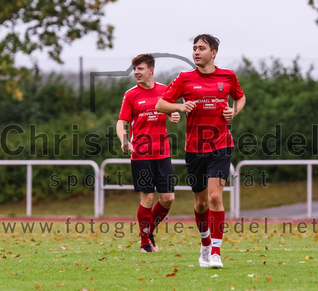 2023-08-27_012_TSV_Zorneding_II_gegen_TSV_Grafing_II | Zorneding, Deutschland, 27.08.2023:
Fußball, A-Klasse 2023 / 2024, 2. Spieltag, TSV Zorneding II gegen TSV Grafing II, Endergebnis: 5:1

Jubel nach dem 1:0 durch Kai Hoffman (TSV Zorneding, #7)

Foto: Christian Riedel / fotografie-riedel.net