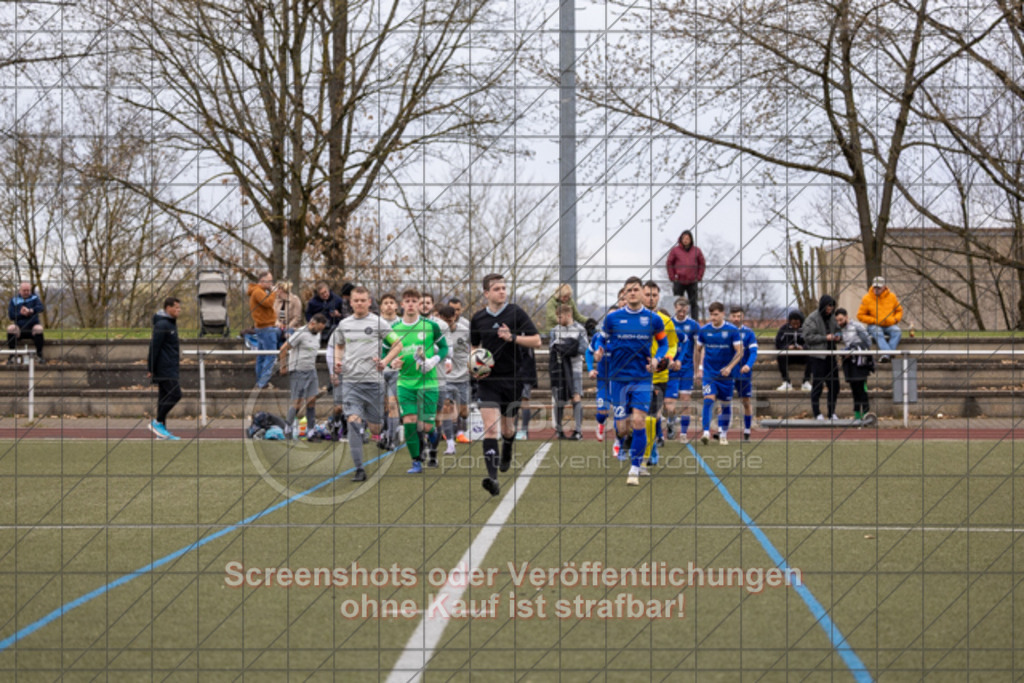 20250330_153122_0019 | #,TSG Salach (blau) vs. SC Geislingen II (weiß/grau), Fußball, Bezirksliga - Bezirk Neckar/Fils, 20. Spieltag, Saison 2024/2025, Kunstrasensportplatz, Staufenecker Str. 41, 73084 Salach, 30.03.2025 - 15:30 Uhr,Foto: PhotoPeet-Sportfotografie/Peter Harich