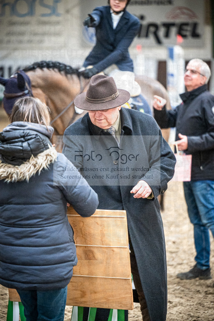 DOS_0005 | Entdecke hochwertige Reitturnierfotos von Foto Oger. Professionell, emotional und authentisch – jetzt Lieblingsmomente im Shop bestellen.Deutschlandweite Turnierfotografie. - Realisiert mit Pictrs.com