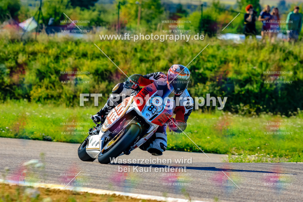 083-2106 | Hier findet Ihr Bilder von Touristenfahrten auf der Nürburgring Nordschleife oder von anderen Veranstaltungen die ich besucht habe. Viel Spass beim Durch Schauen 