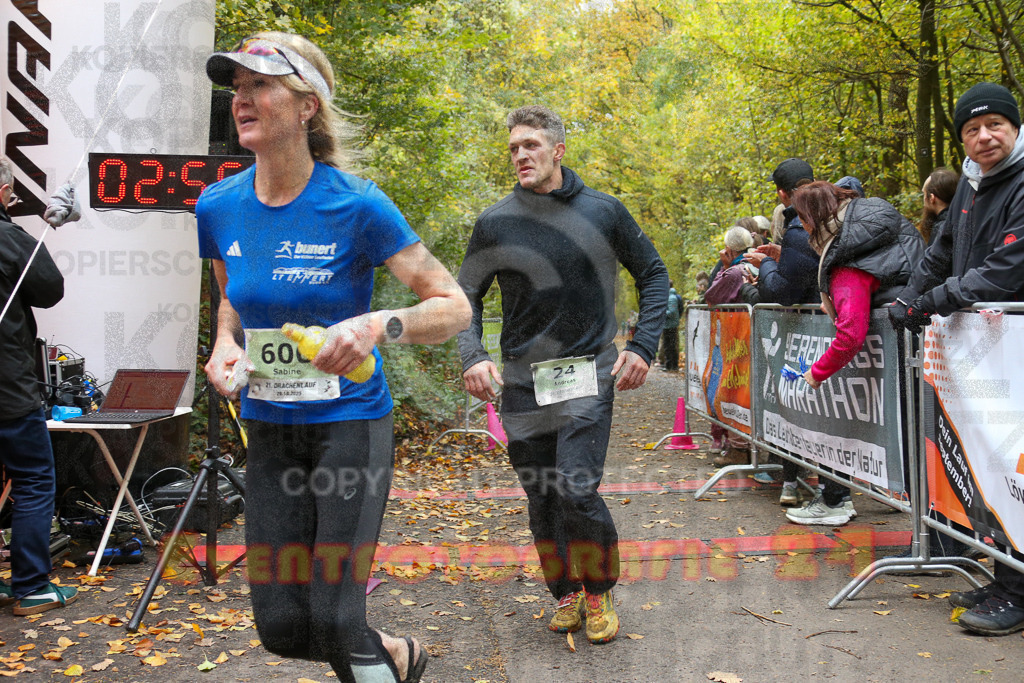 251026_1258_EX1_2074 | Sportfotografie im Rhein-Sieg Kreis, Köln, Bonn, NRW, Rheinland Pfalz, Hessen, etc. Unser Tätigkeitsfeld umfasst den Laufsport vom Volkslauf über den Marathon, Duathlon, Triathon bis zum Ultralauf wie Kölnpfad Ultra oder Schindertrail.