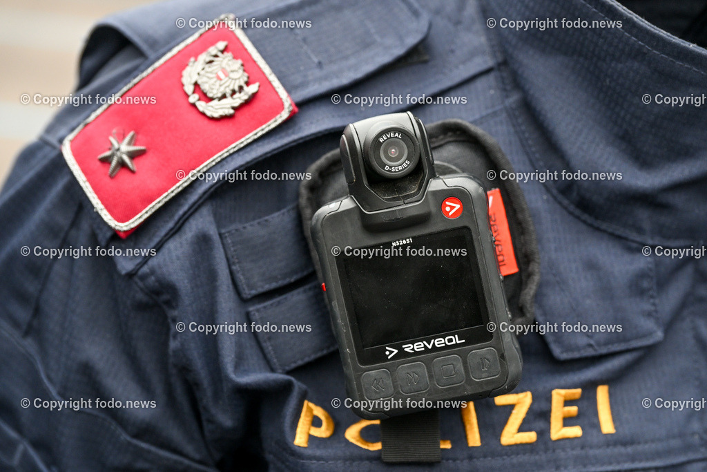 Landespolizeidirektion Ooe_ Pressekonferenz Sicherheitsbudget 2024_ 24.10.2023-25 | 24.10.2023, Landespolizeidirektion Oberoesterreich, AUT, Pressekonferenz Sicherheitsbudget 2024, im Bild Bodycam, Body Cam, Koerperkamera