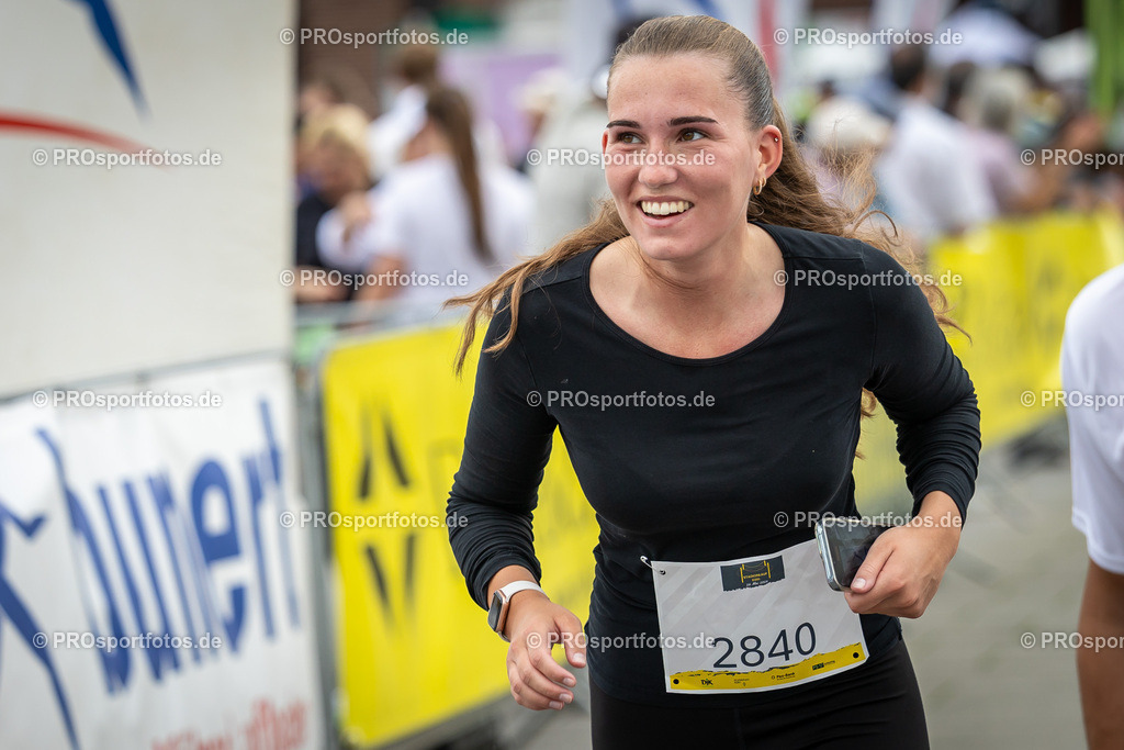 Stadionlauf Köln, 26.05.2024 | Impressionen von Stadionlauf Köln am 26.05.2024 rund um das RheinEnergie-Stadion in Koeln-Müngersdorf.
