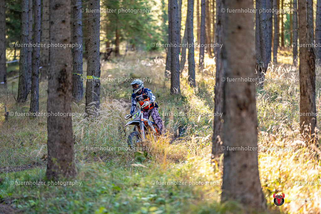 fuernholzer_251026-C2-6 | Fotografische Impressionen von der Red Stag Enduro Extreme by fuernholzer-photography.com. Endurosport in Österreich fotografisch festgehalten von fuernholzer. Auftragsfotografie für Private, Gewerbefotos und Industriefotografie. Eventfotografie, Sportfotografie und Motorsportfotografie. Anbieter von Fotoworkshops, Fototraining, fotografischen Vorträgen und Fotoseminaren.