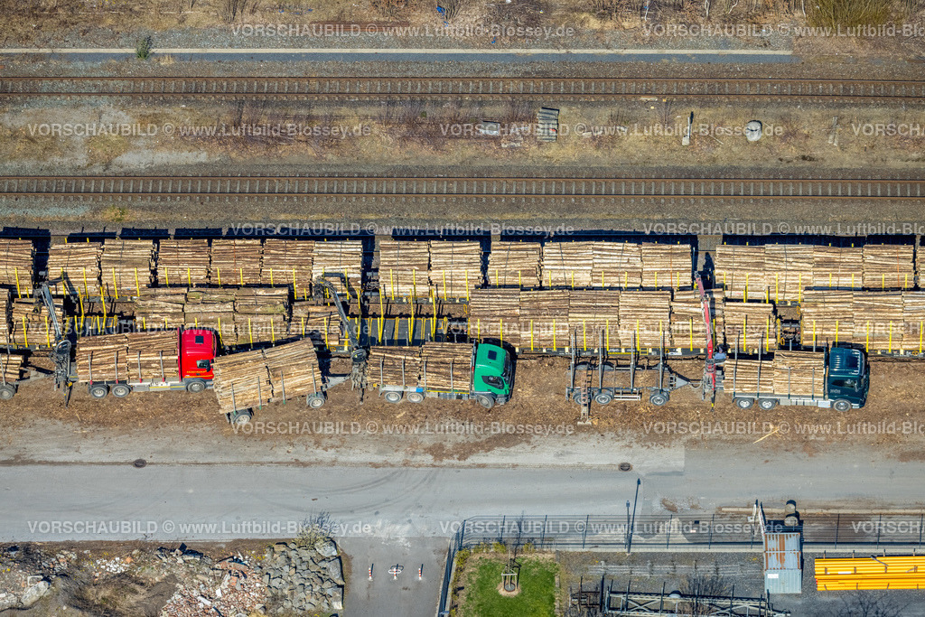 Arnsberg220302052 | Luftbild, Holzverladestation Branddirektor-Kraemer-Straße, Arnsberg, Sauerland, Nordrhein-Westfalen, Deutschland