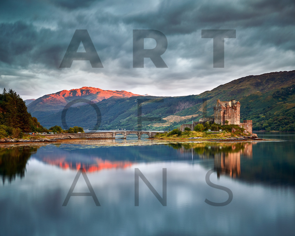 Ein Hans Fineart Original | Entdecke die Kunst von Hans Fineart - Fotografien für dein Zuhause. Verwandle deine Wände mit einzigartigen Kunstwerken und bringe die Schönheit der Welt in dein Leben. Bestelle jetzt und schaffe einen Ort der Inspiration und Eleganz.