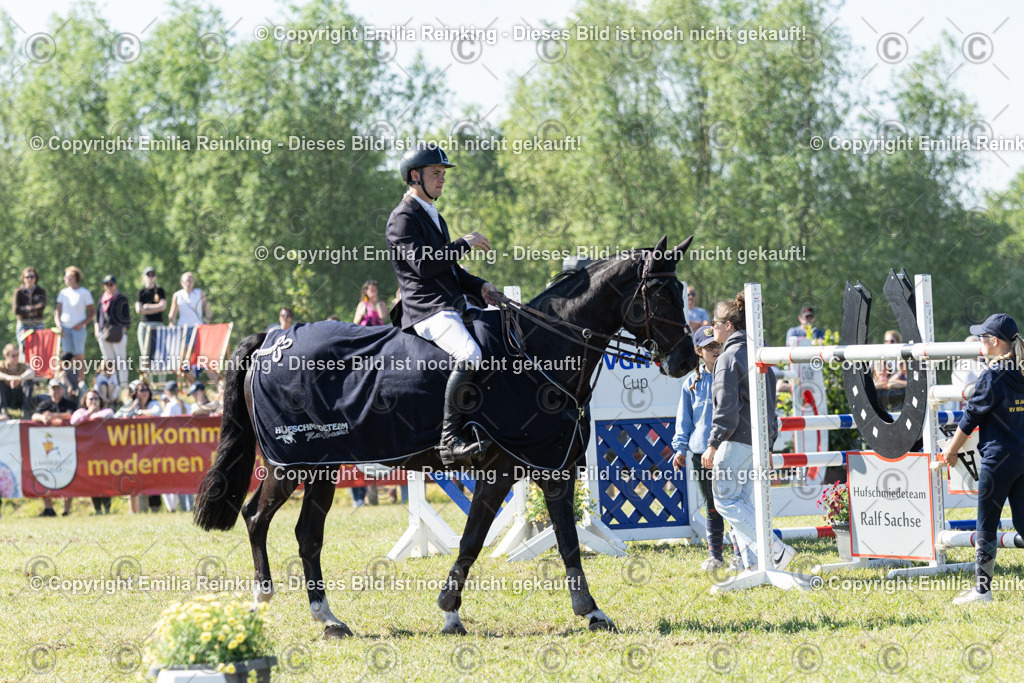 CL5A1096 | Emilia Reinking Fotografie - Realisiert mit Pictrs.com