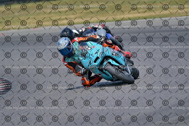 25bt04-1673 | markuskiefer.com - Realisiert mit Pictrs.com