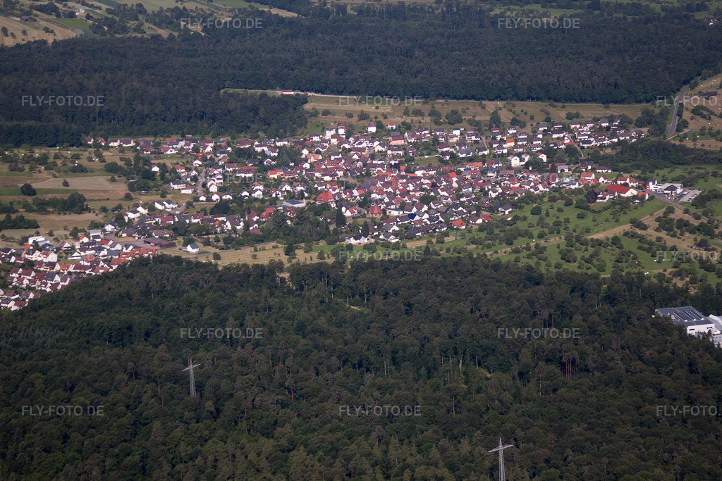 Luftbild: Ortsansicht von Osten im Ortsteil Arnbach in Neuenbürg im Bundesland Baden-Württemberg in Deutschland. Foto: IMG_67798.jpg vom 09.06.2014 durch Werner Riehm/FLY-FOTO.de