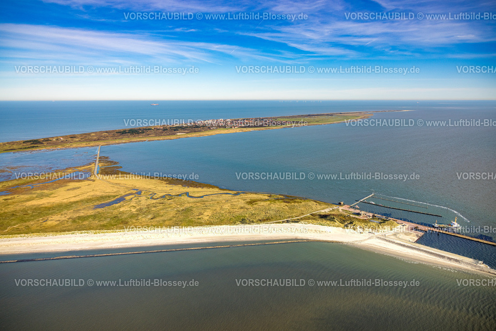 Friesland251106224Wangerooge | Luftbild, Fähranleger Schiffsanlegestelle Westaußengroden mit Bahnlinie der Inselbahn für die Insel Wangerooge, Wangerooge, Norddeutschland, Ostfriesland, Niedersachsen, Deutschland