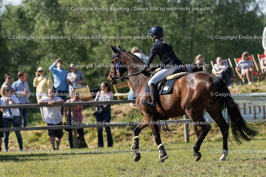 CL5A1498 | Emilia Reinking Fotografie - Realisiert mit Pictrs.com