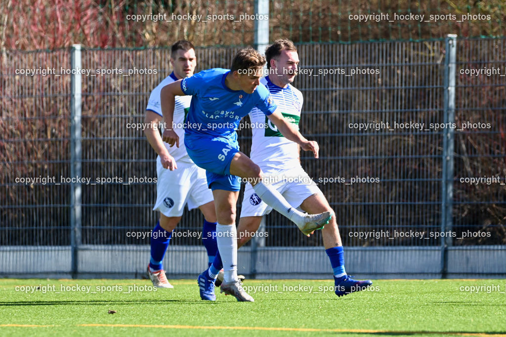 SAK vs. Dellach Gail | #24 Luka Gajic SAK, #91 Franz Übleis Dellach Gail, SAK vs. Dellach Gail, SAK vs. Dellach Gail am 22.03.2025 in Klagenfurt (Sportpark Welzenegg), Austria, (Photo by Bernd Stefan)