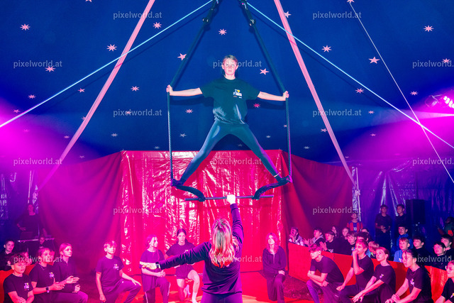 Zirkusvorstellung der MS Feldkirchen Digital | Bildershop von pixelworld.at - Realisiert mit Pictrs.com