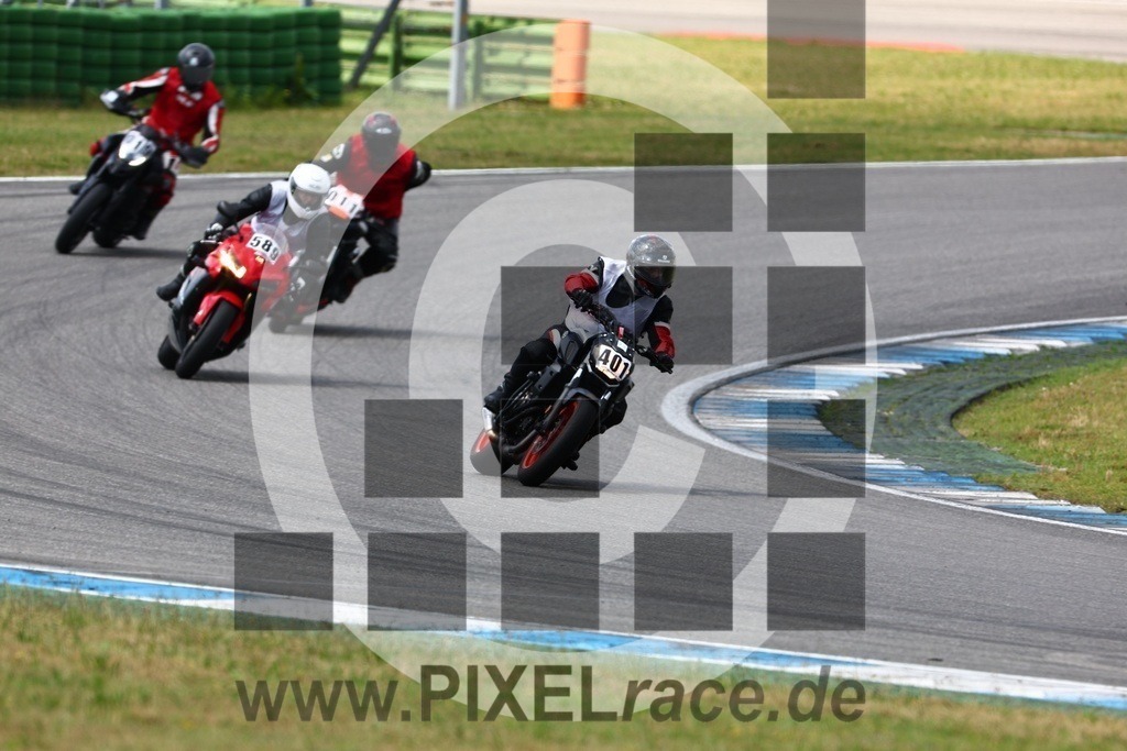 0589-20240624_02890 | Schöne Erinnerungen an spannende Momente - das festzuhalten ist unser Job. PIXELrace.de ist seit 2003 auf den Rennstrecken Europas unterwegs um die Action draußen beim Fahren und die wunderbare Stimmung imm Fahrerlager für euch einzufangen.