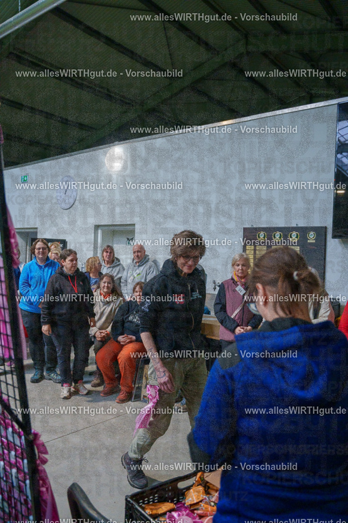 7R506579 | Professionelle Tierfotografie in Mönchengladbach von Daniel Wirth (allesWIRTHgut). Liebevolle & natürliche Bilder von Hunden & Katzen für unvergessliche Erinnerungen.