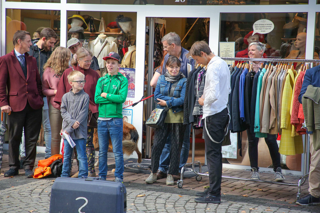 ShivaGrings_Act1_048 | Bildergalerie von Sport-Ereignissen aber auch von weiteren spannenden Dingen - nicht nur vom Niederrhein. In Anlehnung an den bekannten Spruch von Hanns Dieter Hüsch heißt das Motto: "Niederrhein ist überall".  - Realisiert mit Pictrs.com